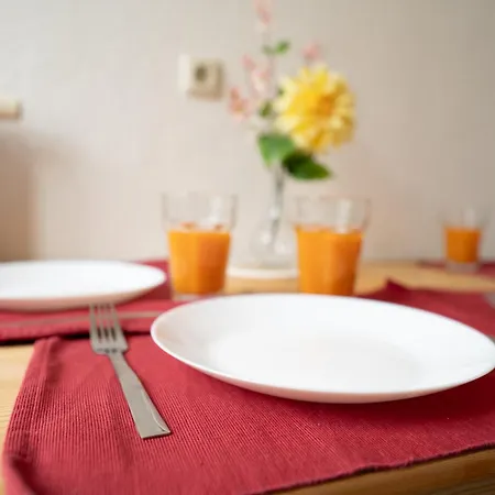 Blue Chili 05 - Charmante 2-zimmer Albauwohnung - 5 Pax - Wifi-netflix * Magdeburg