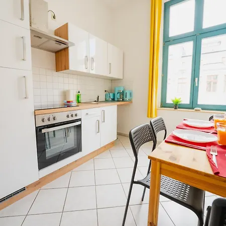 Blue Chili 05 - Charmante 2-zimmer Albauwohnung - 5 Pax - Wifi-netflix Apartment Magdeburg