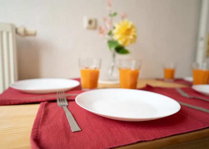 Blue Chili 05 - Charmante 2-zimmer Albauwohnung - 5 Pax - Wifi-netflix * Magdeburg